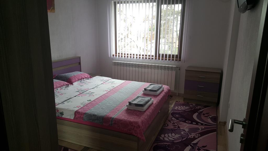 Д И В 1 - D & V 1 Apartment Sandanski Eksteriør billede