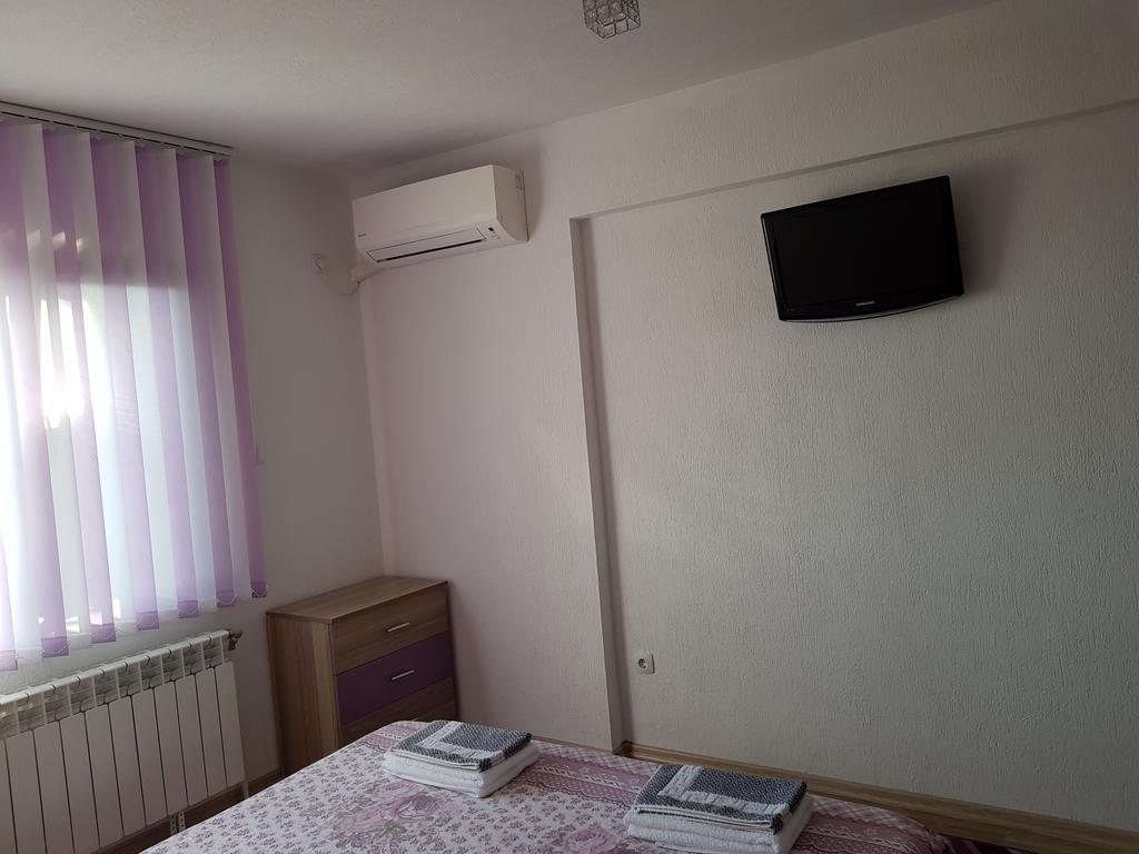 Д И В 1 - D & V 1 Apartment Sandanski Eksteriør billede
